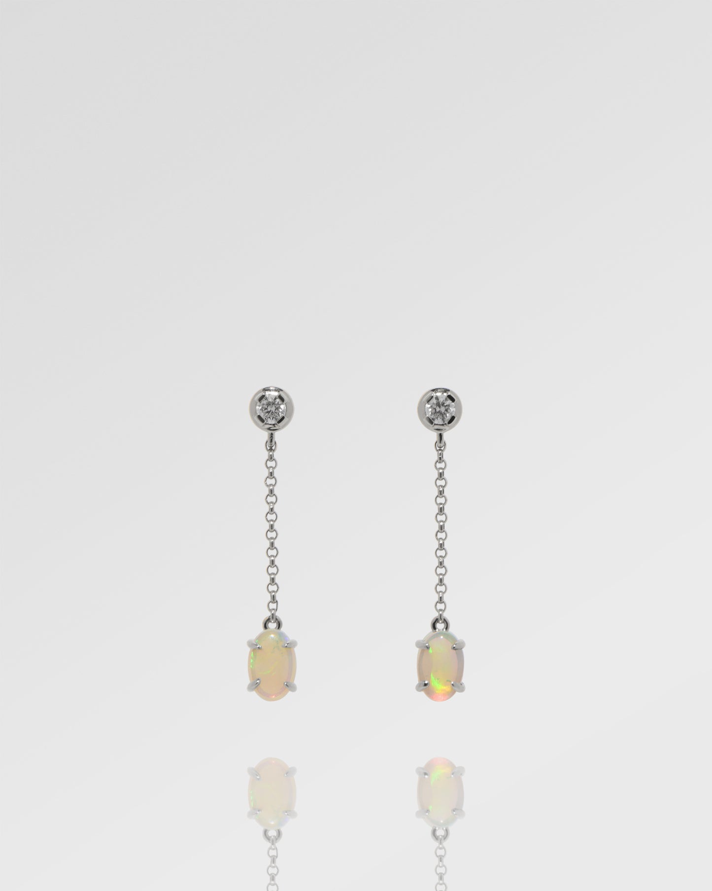 Cheal Opal クラシック コレクション 両面ドロップ イヤリング