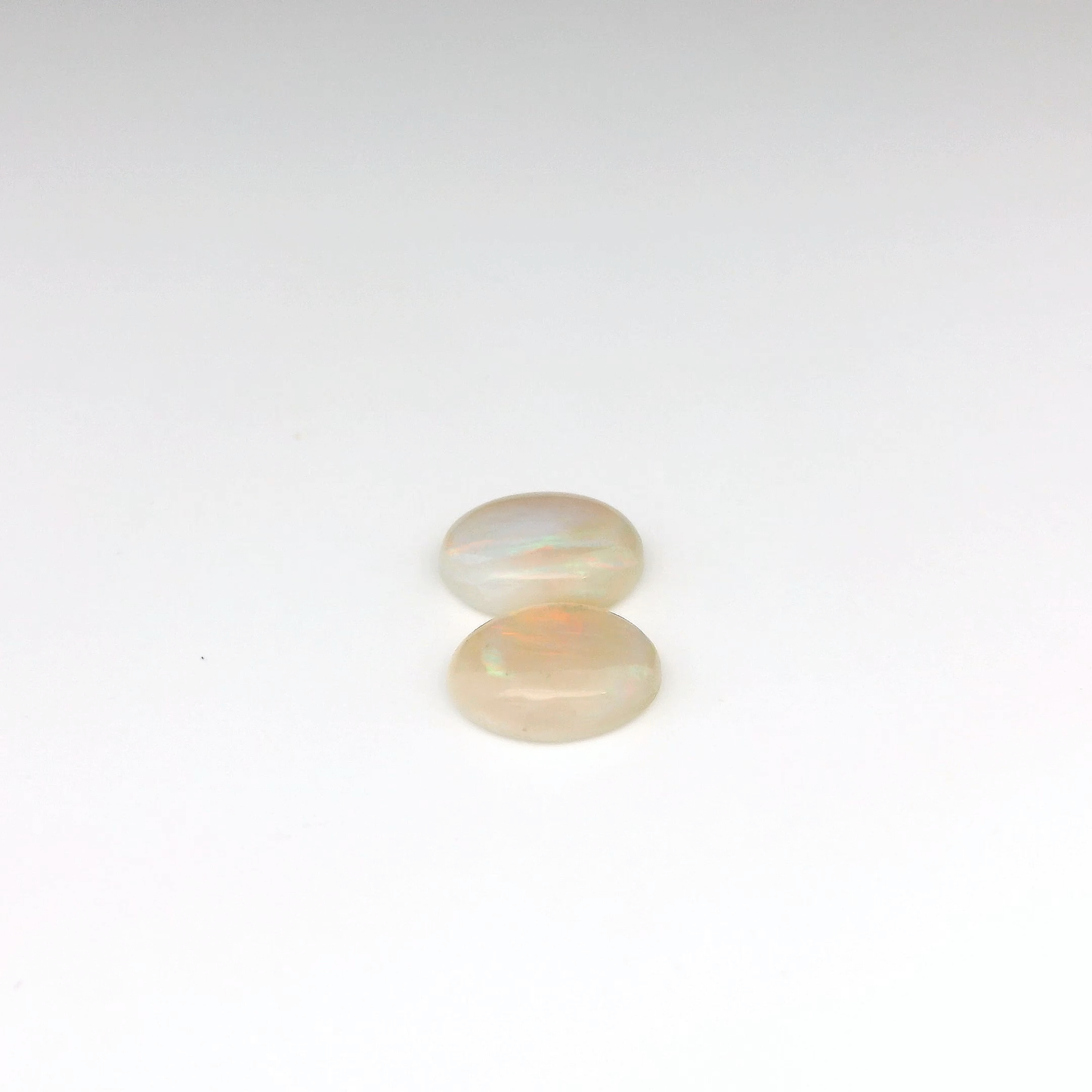 2.38ct Red, Orange Opal Gemstone