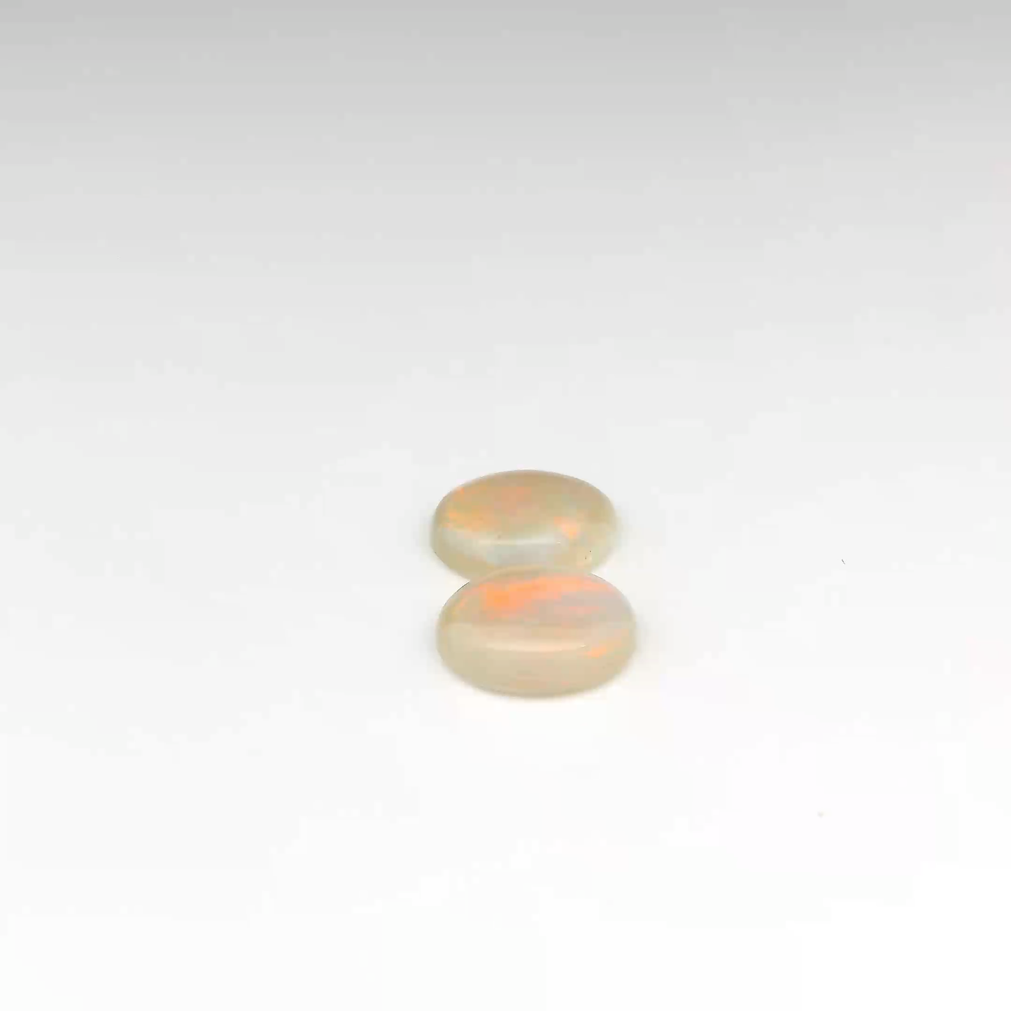 2.38ct Red, Orange Opal Gemstone