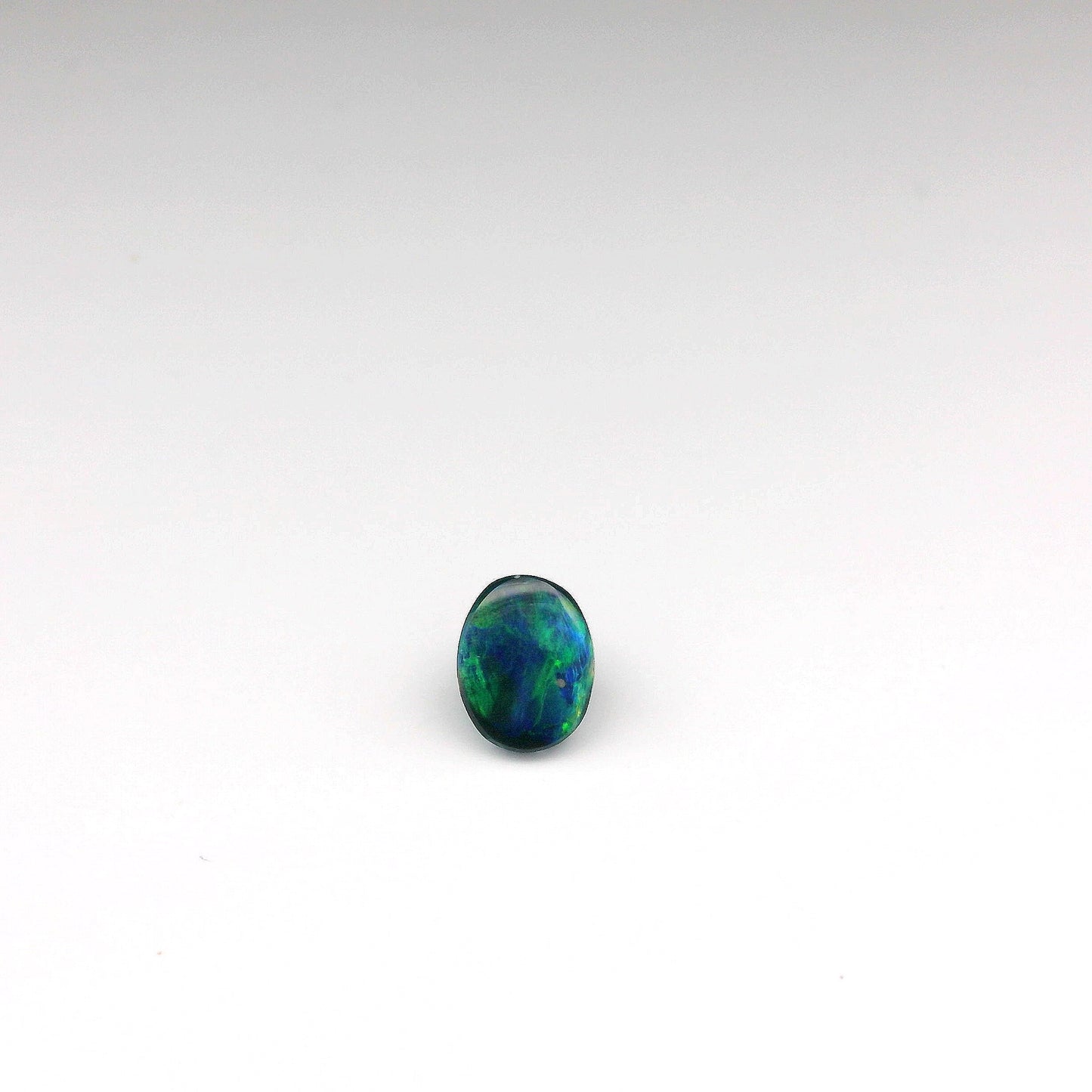 0.91ct Green Multicolour Opal Gemstone