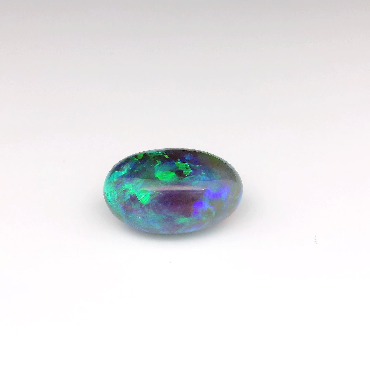 9.23ct Green Mutlicolour Opal Gemstone