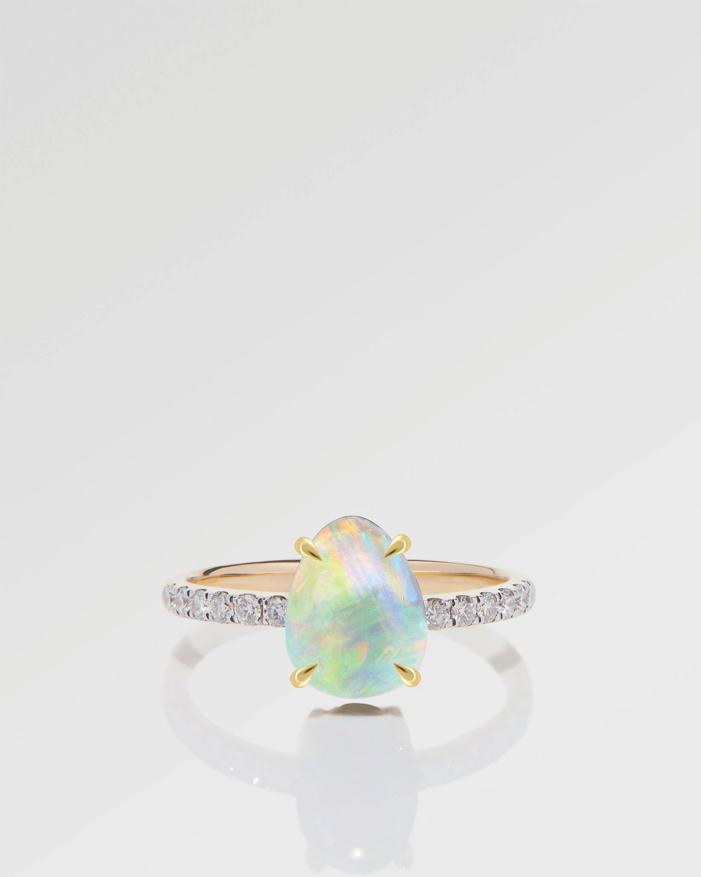 1.12ct Orange, Green Opal Ring