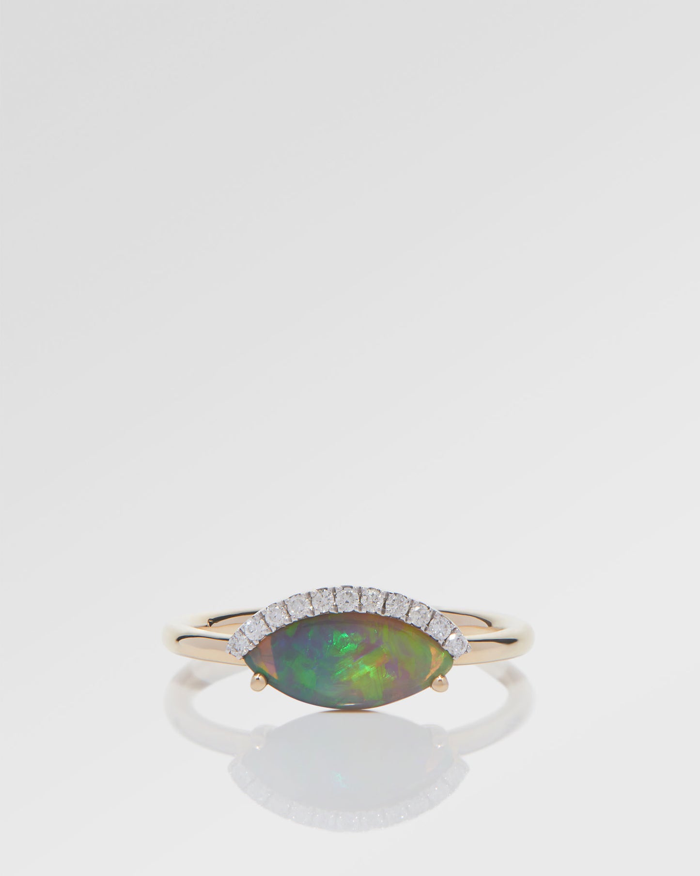 0.90ct Green Opal Ring