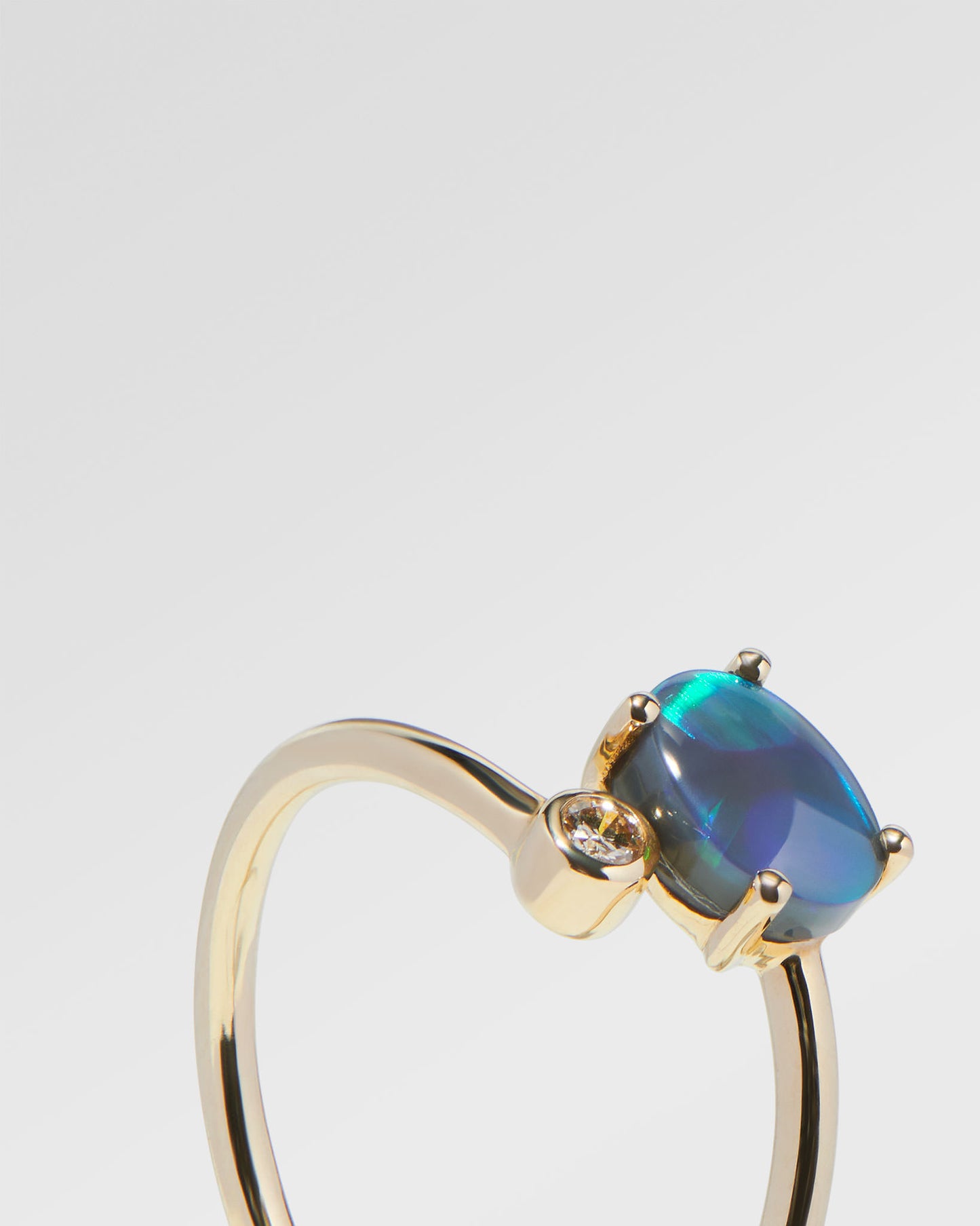 1.01ct Green, Blue Opal Ring