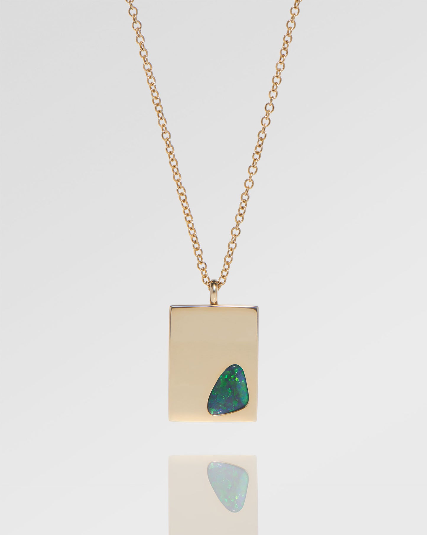 0.63ct Green Opal Necklace