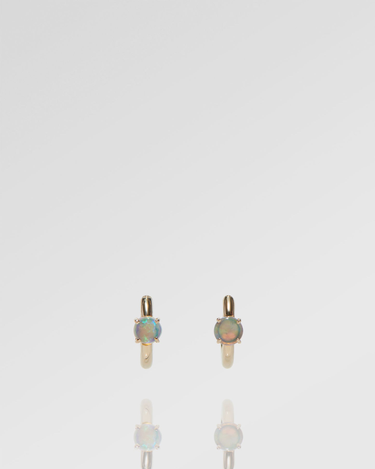 0.41ct Green Opal Earrings