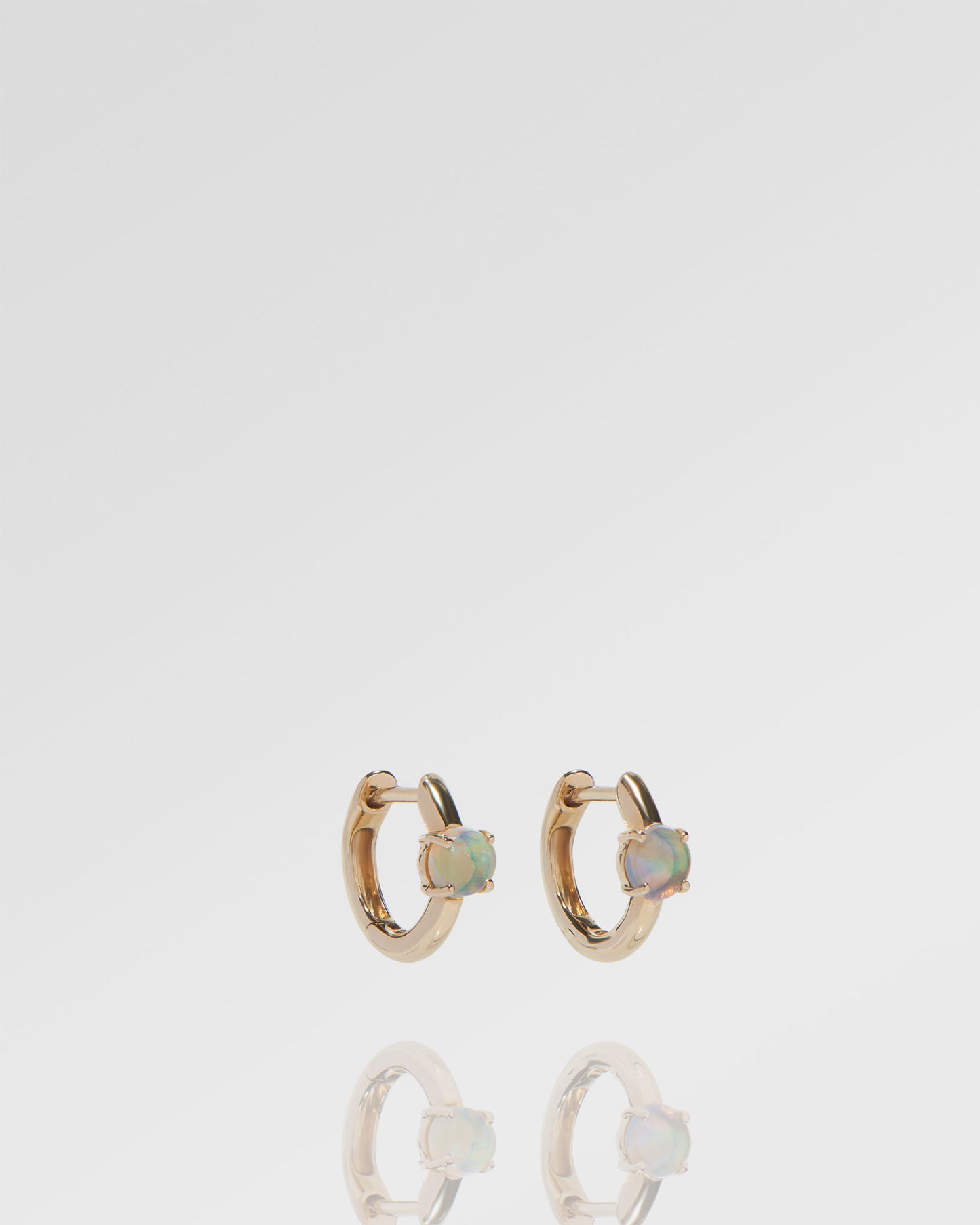 0.41ct Green Opal Earrings