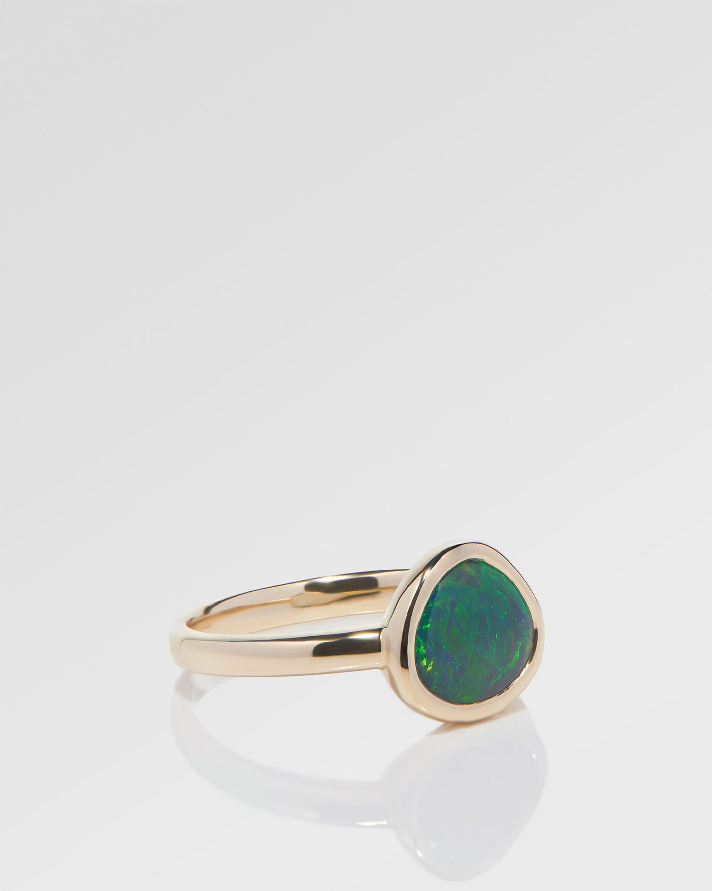 1.17ct Orange, Green Opal Ring