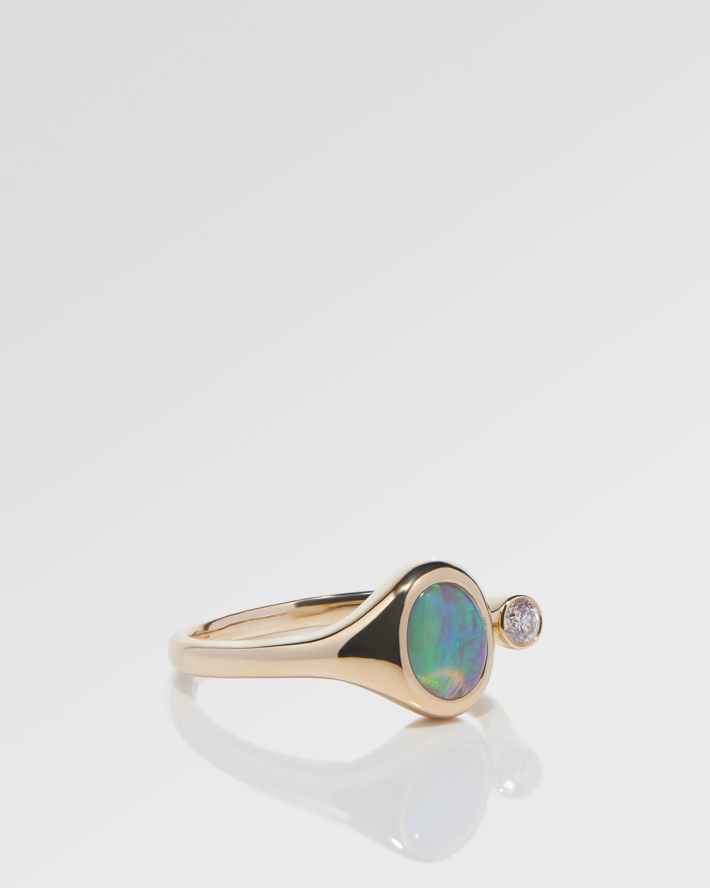 1.04ct Green Opal Ring