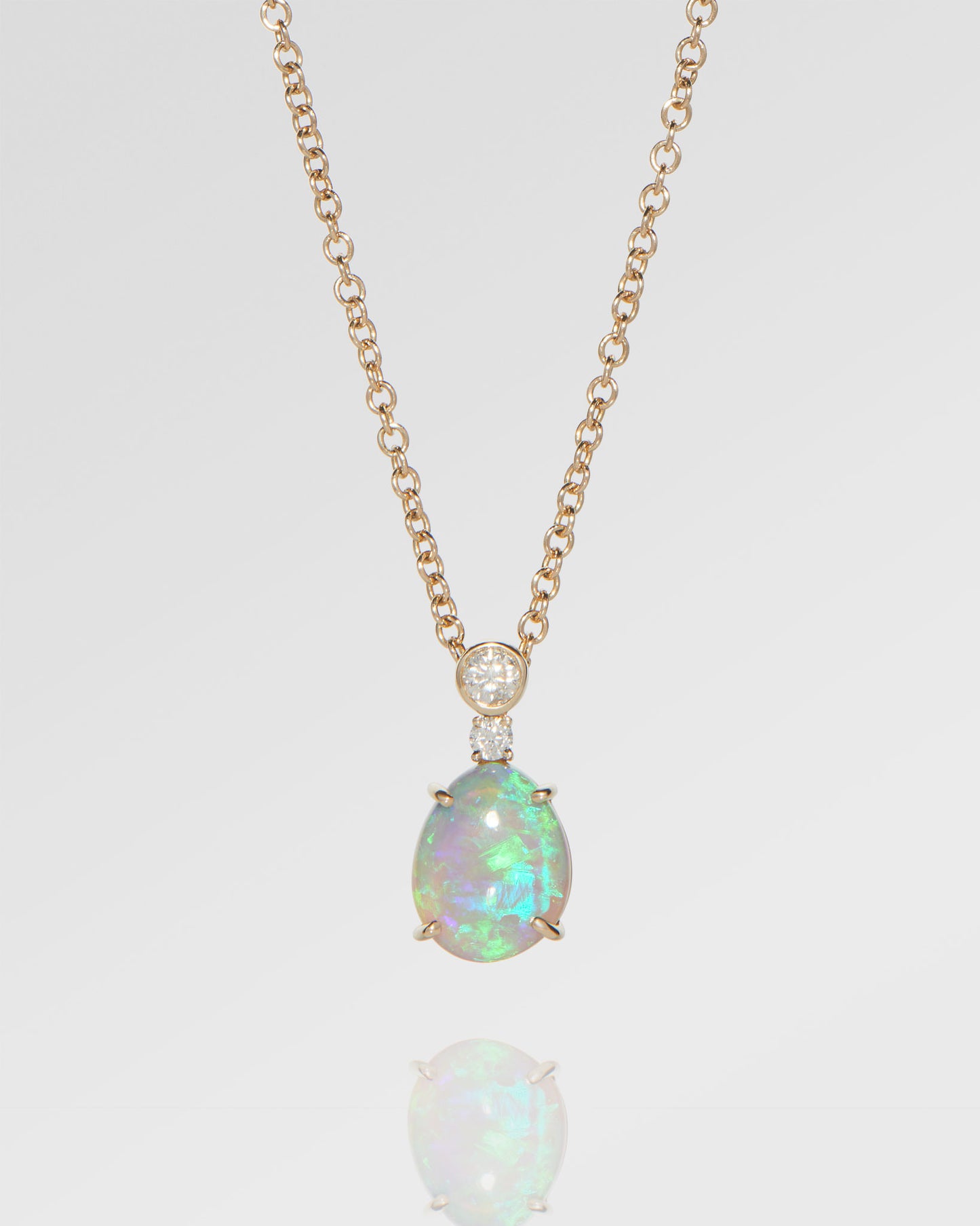 2.66ct Green Opal Necklace