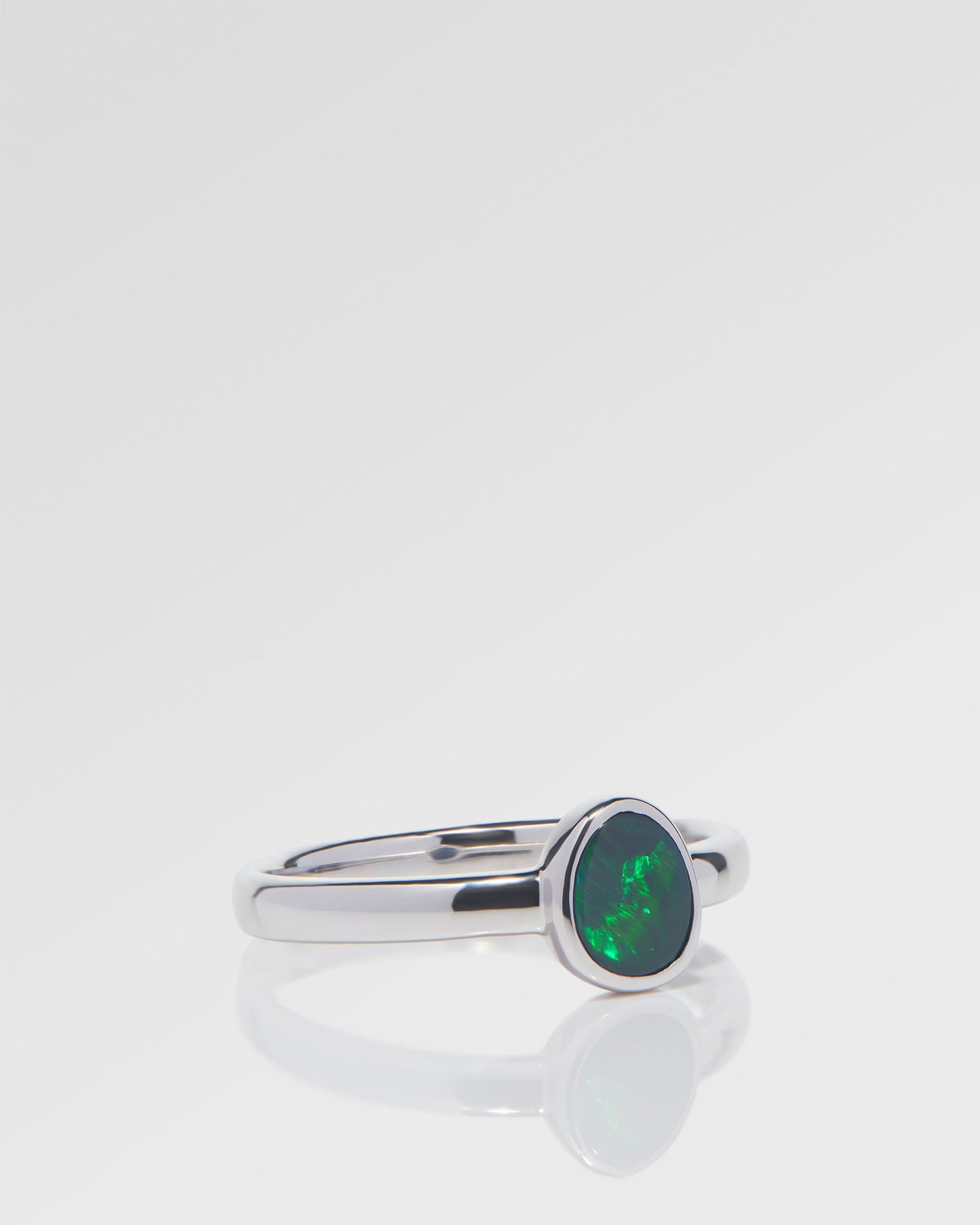 0.66ct Green, Orange Opal Ring