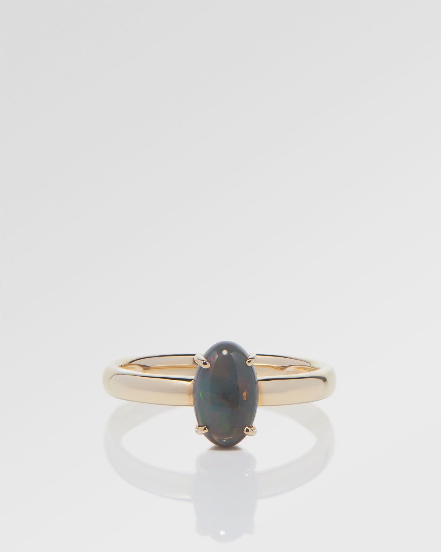 0.82ct Red, Orange Opal Ring