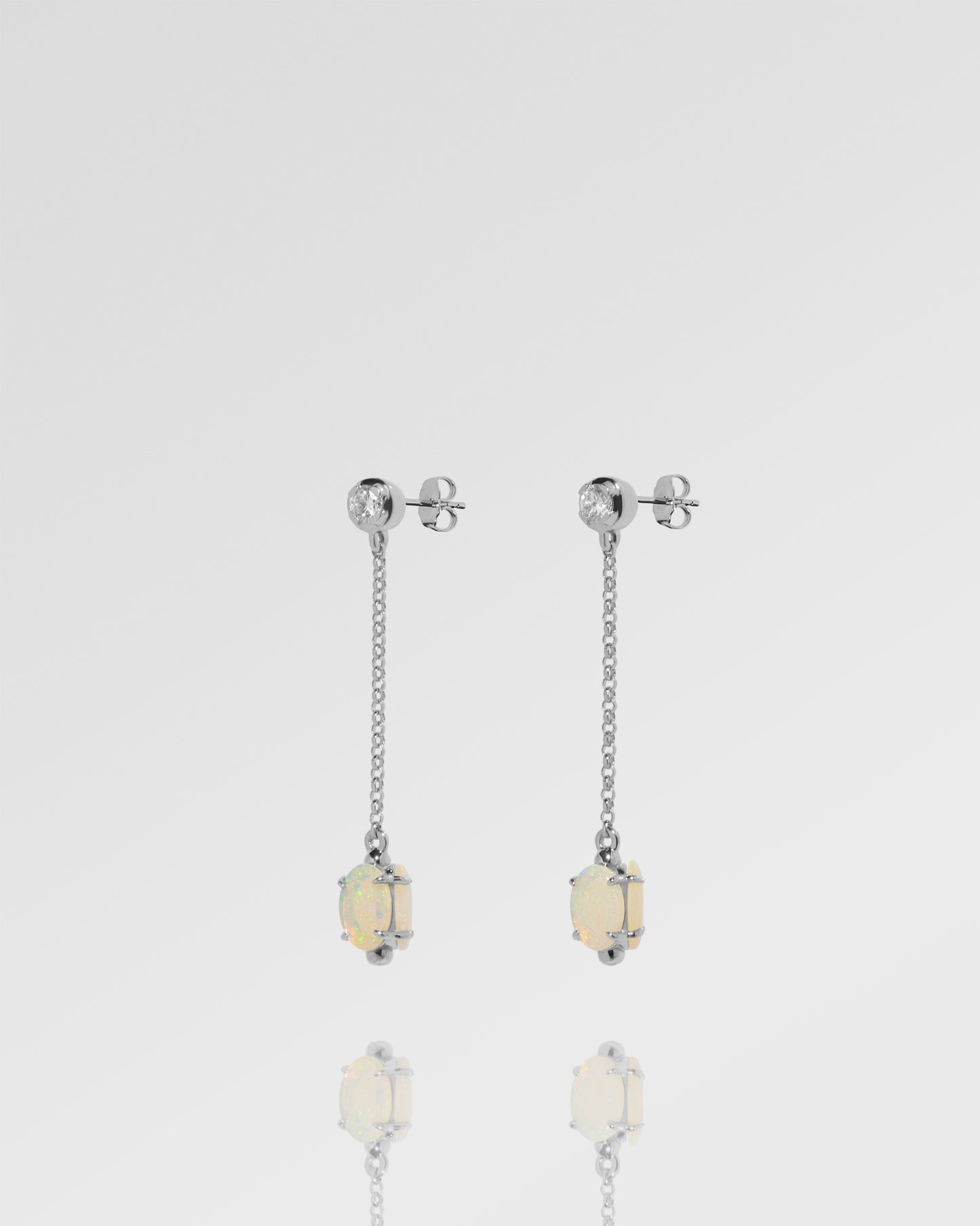 Orecchini Tri Drop della collezione Classic Opal di Cheal