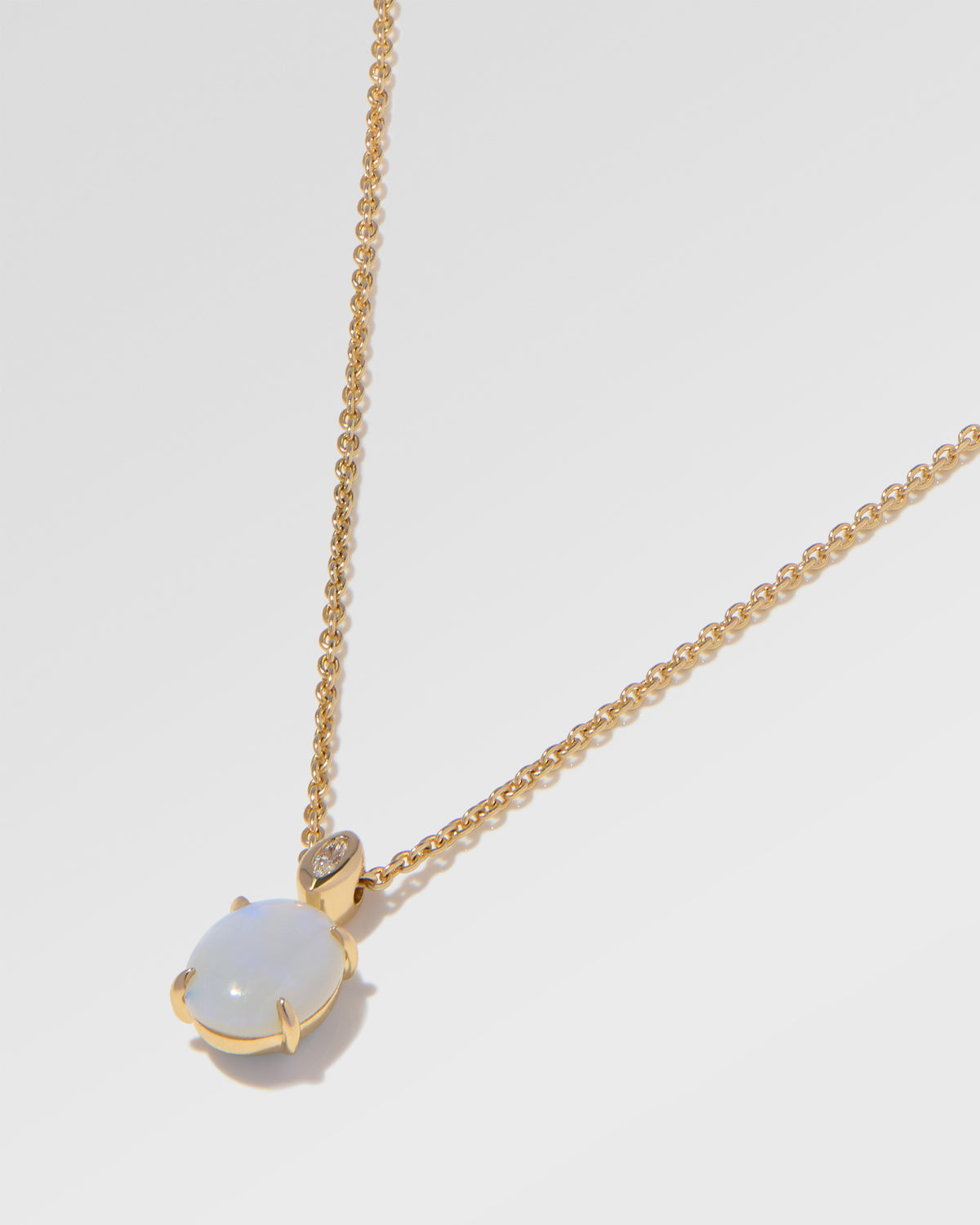 Collier pétale de la collection classique Cheal Opal