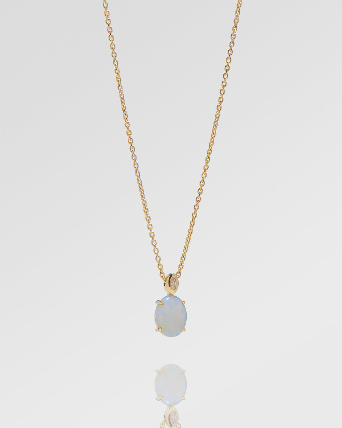 Collier pétale de la collection classique Cheal Opal