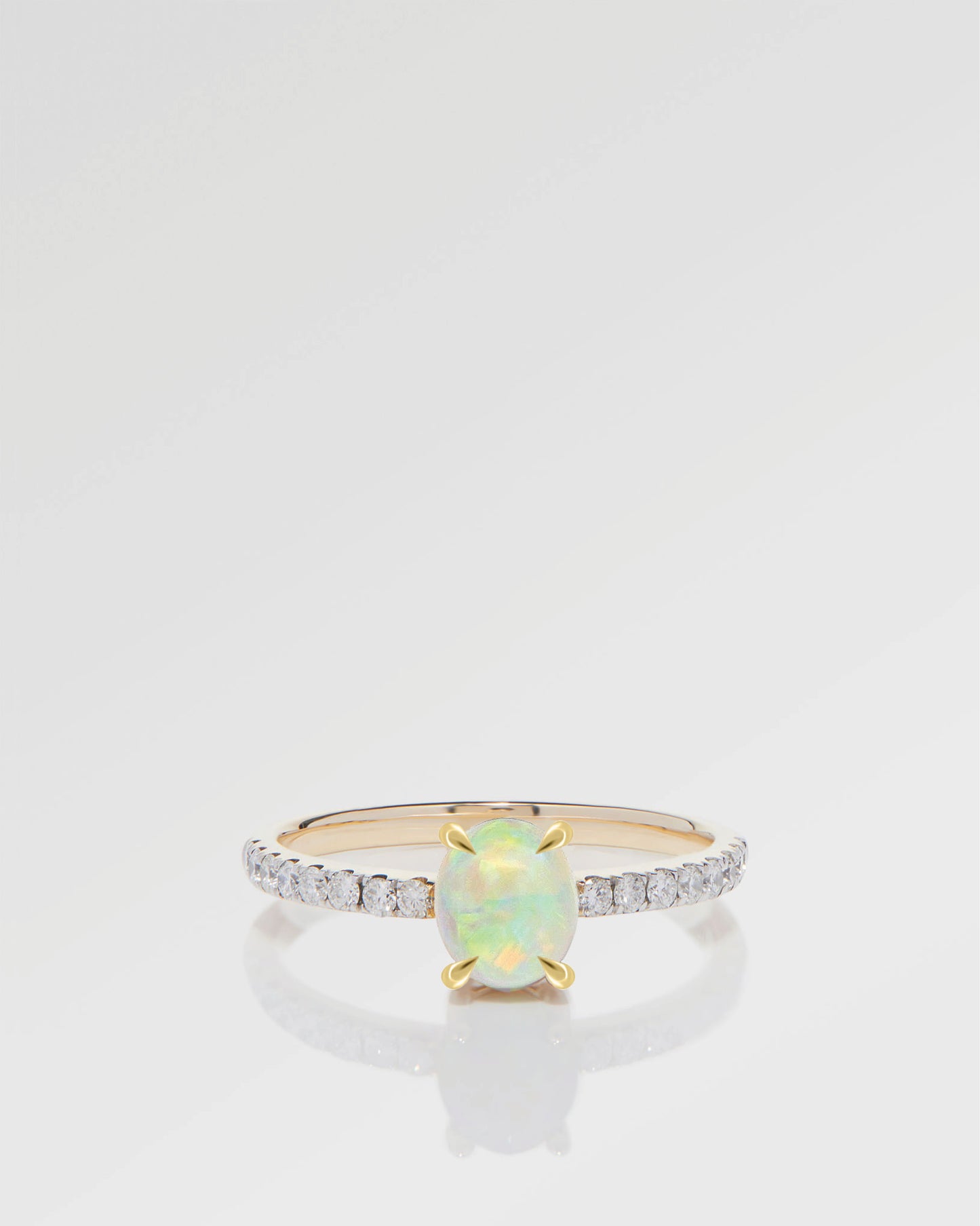 0.80ct Green-Multicolour Opal Ring