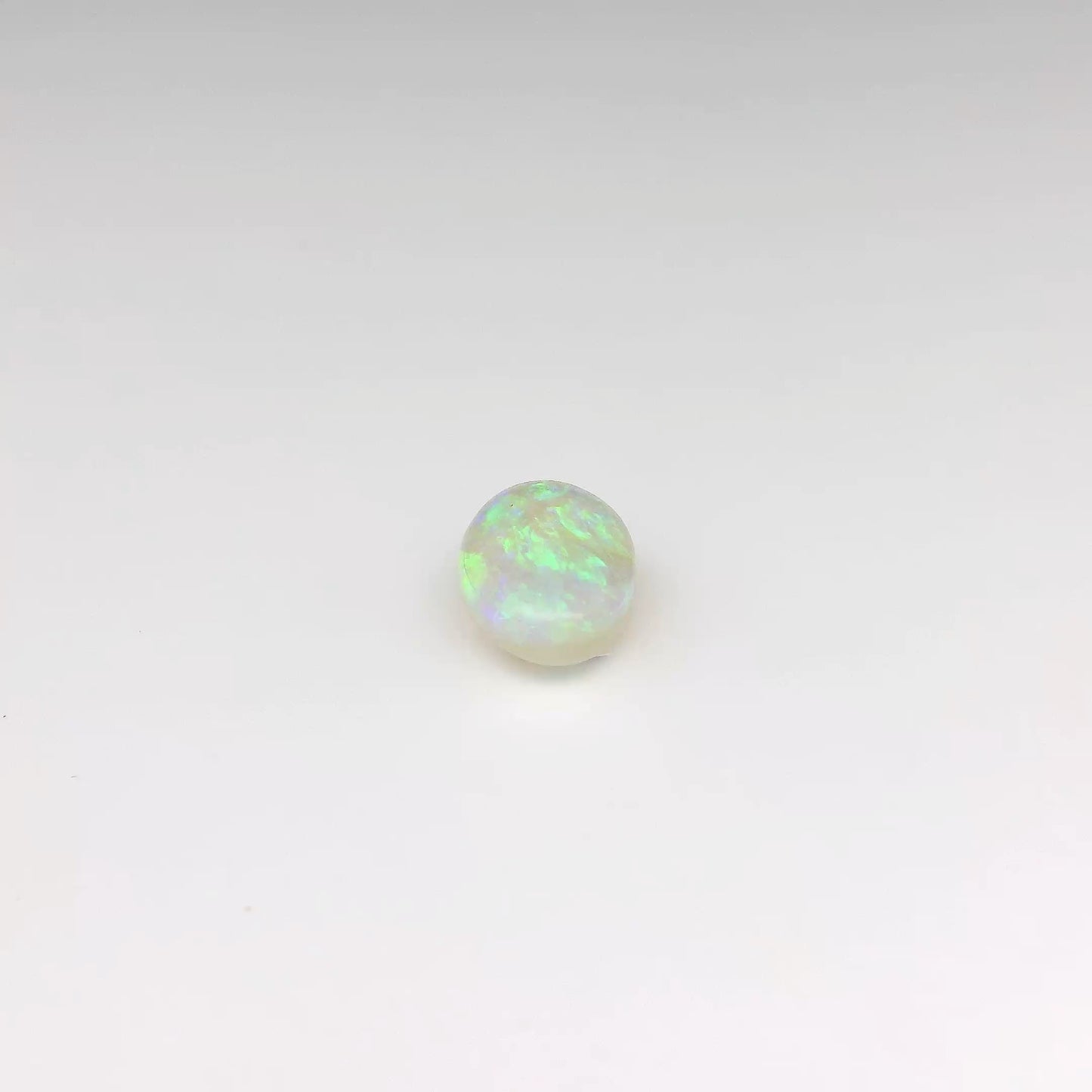 0,52ct Rode, Groene Opaal Edelsteen 