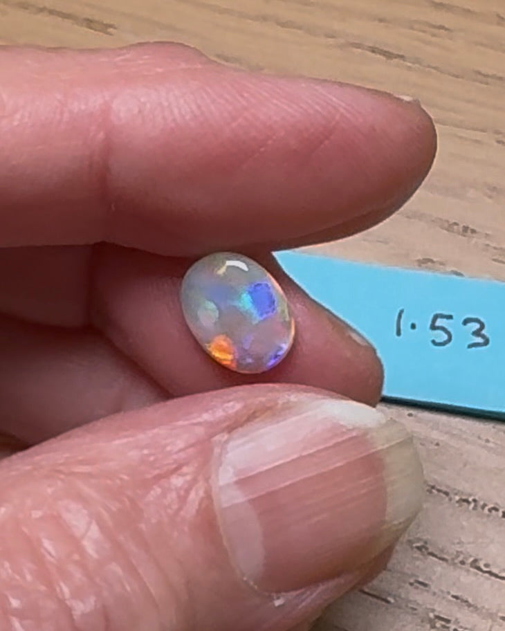 Op maat gemaakte 1,25ct oranje, groene opaal ring 